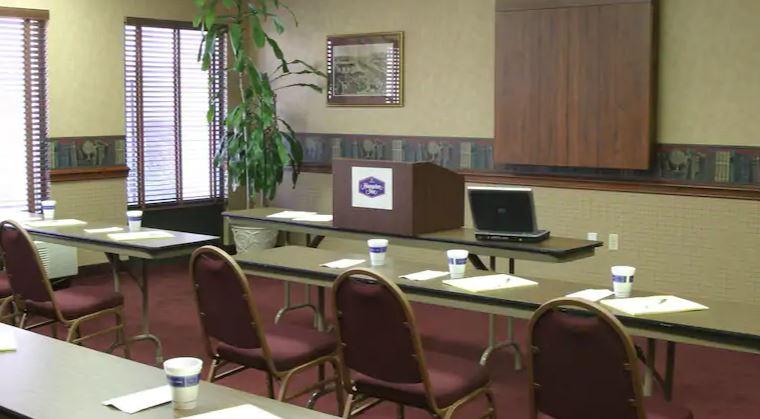 Hampton Inn Johnstown Geistown Экстерьер фото